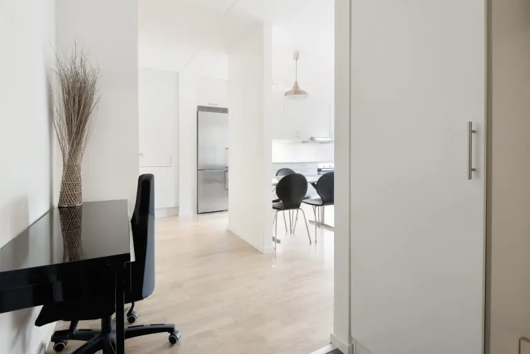 Bostadsrätt med 2 rum på Hjärtstensvägen 11 i Upplands-Bro, bild 3 av 4
