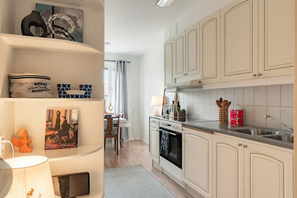 Bostadsrätt med 2 rum på Fågelbovägen 25A i Nyköping, bild 3 av 4