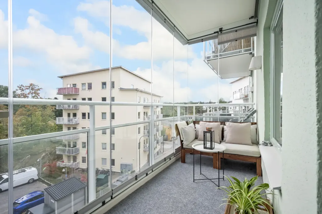 Bostadsrätt med 2 rum på Timvinkelvägen 38 i Haninge, bild 2 av 4