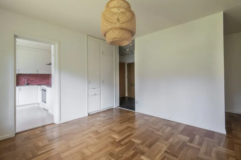 Bostadsrätt med 1 rum på Axbergsgränd 13 i Stockholm, bild 3 av 4