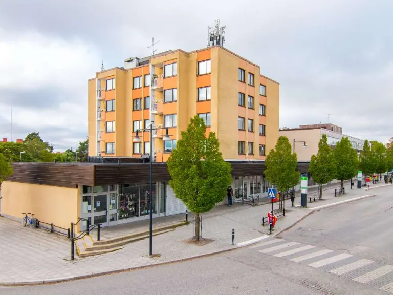 Hyresrätt med 5 rum på Levins Gränd 2 i Eskilstuna, bild 2 av 2