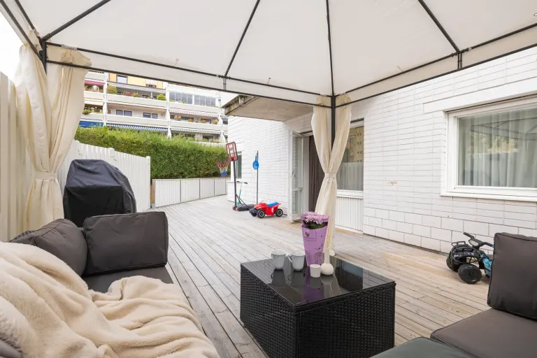 Bostadsrätt med 4 rum på Lövstavägen 56A i Upplands Väsby, bild 3 av 4