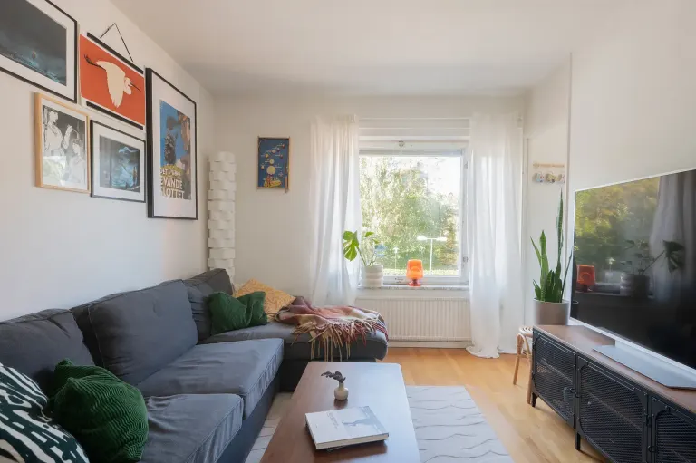 Bostadsrätt med 2 rum på Fjugestagränd 17 i Stockholm