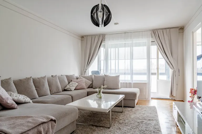 Bostadsrätt med 3 rum på Larmvägen 4A i Helsingborg, bild 2 av 4