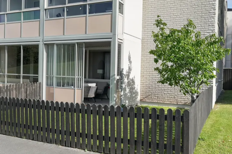 Bostadsrätt med 2 rum på Lundenvägen 33C i Skövde, bild 2 av 4