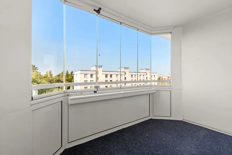 Bostadsrätt med 3 rum på Sikvägen 40 i Tyresö, bild 4 av 4
