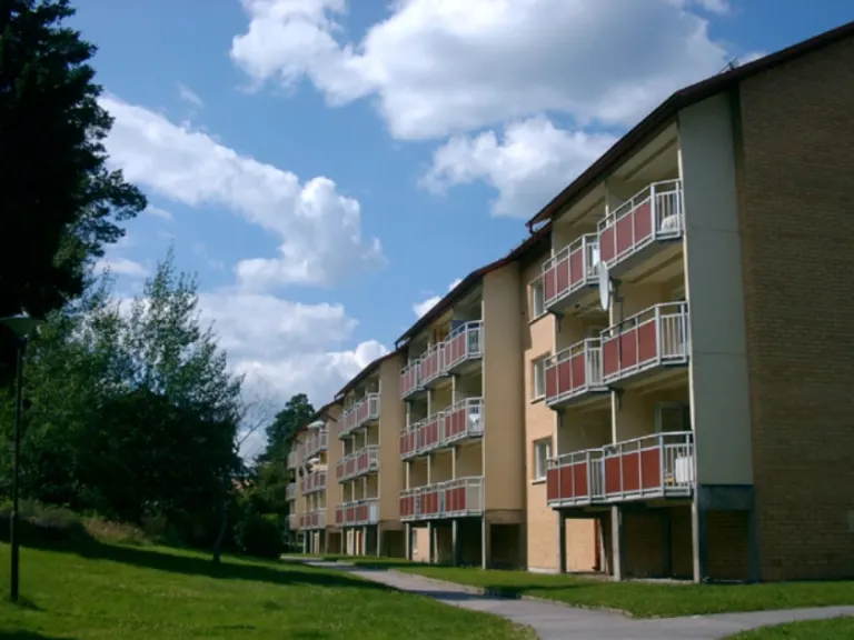 Hyresrätt med 2 rum på Hemmansvägen 16 i Södertälje