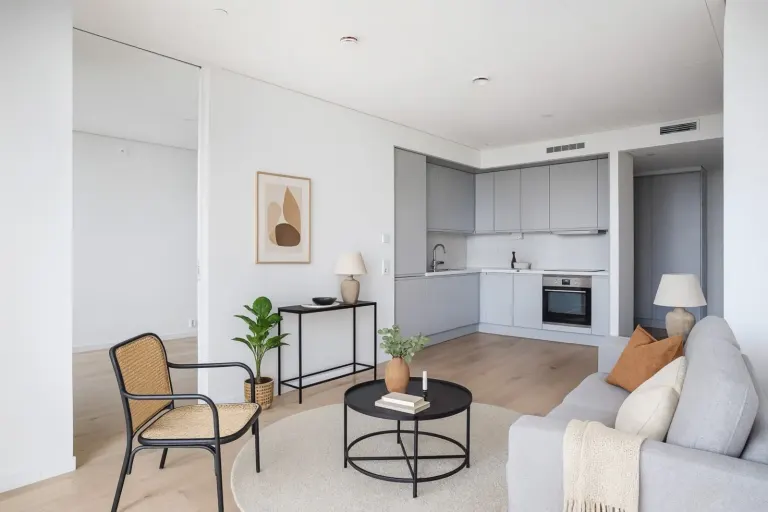 Bostadsrätt med 2 rum på Karlatornet (Lodjursstråket 1) vån 18 i Göteborg, bild 2 av 4