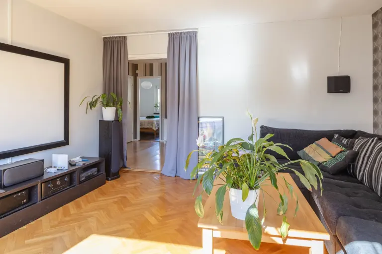 Bostadsrätt med 3 rum på Nyforsgatan 16A i Eskilstuna, bild 3 av 4