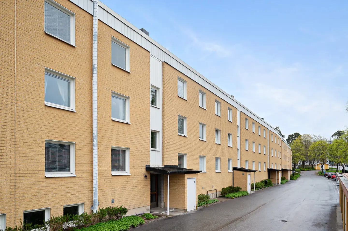 Bostadsrätt med 3 rum på Husarvägen 12 i Upplands Väsby