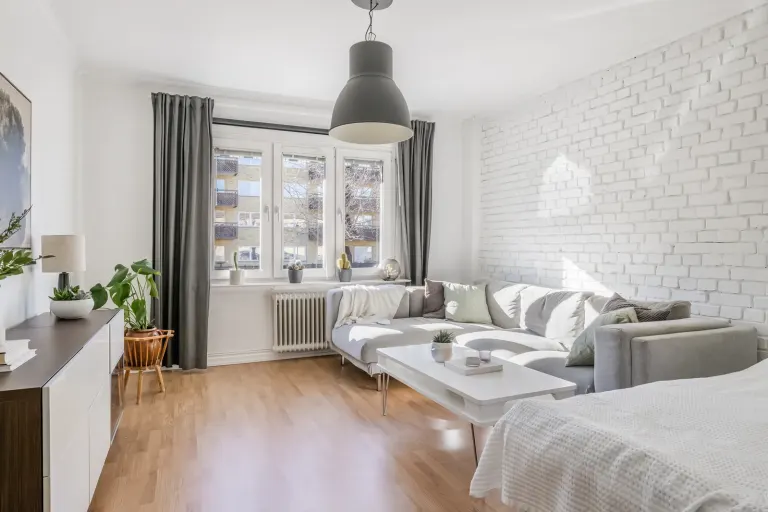 Bostadsrätt med 1 rum på Linnégatan 12C i Jönköping