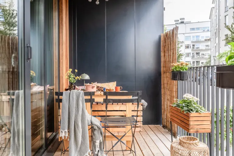 Bostadsrätt med 3 rum på Storsegelvägen 12 i Stockholm, bild 3 av 4