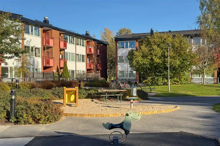 Hyresrätt med 2 rum på Varbergagatan 5 i Örebro, bild 3 av 5