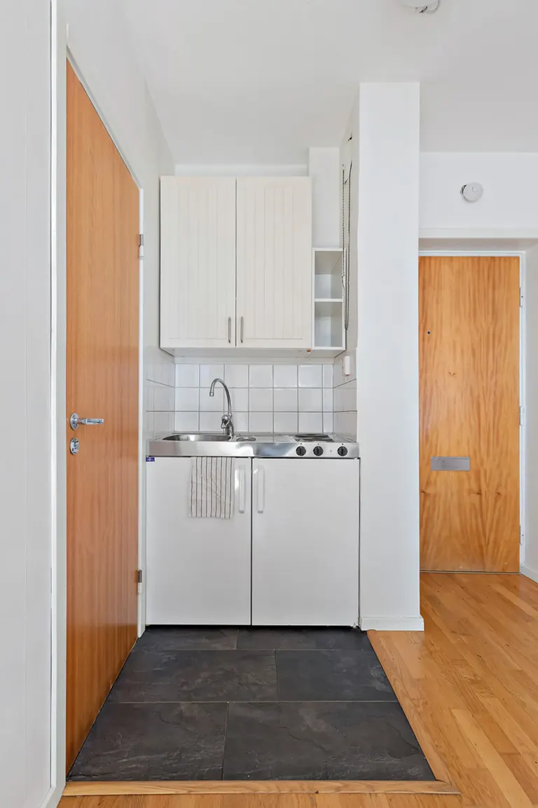 Bostadsrätt med 1 rum på Trehörningen 5 i Järfälla, bild 2 av 4