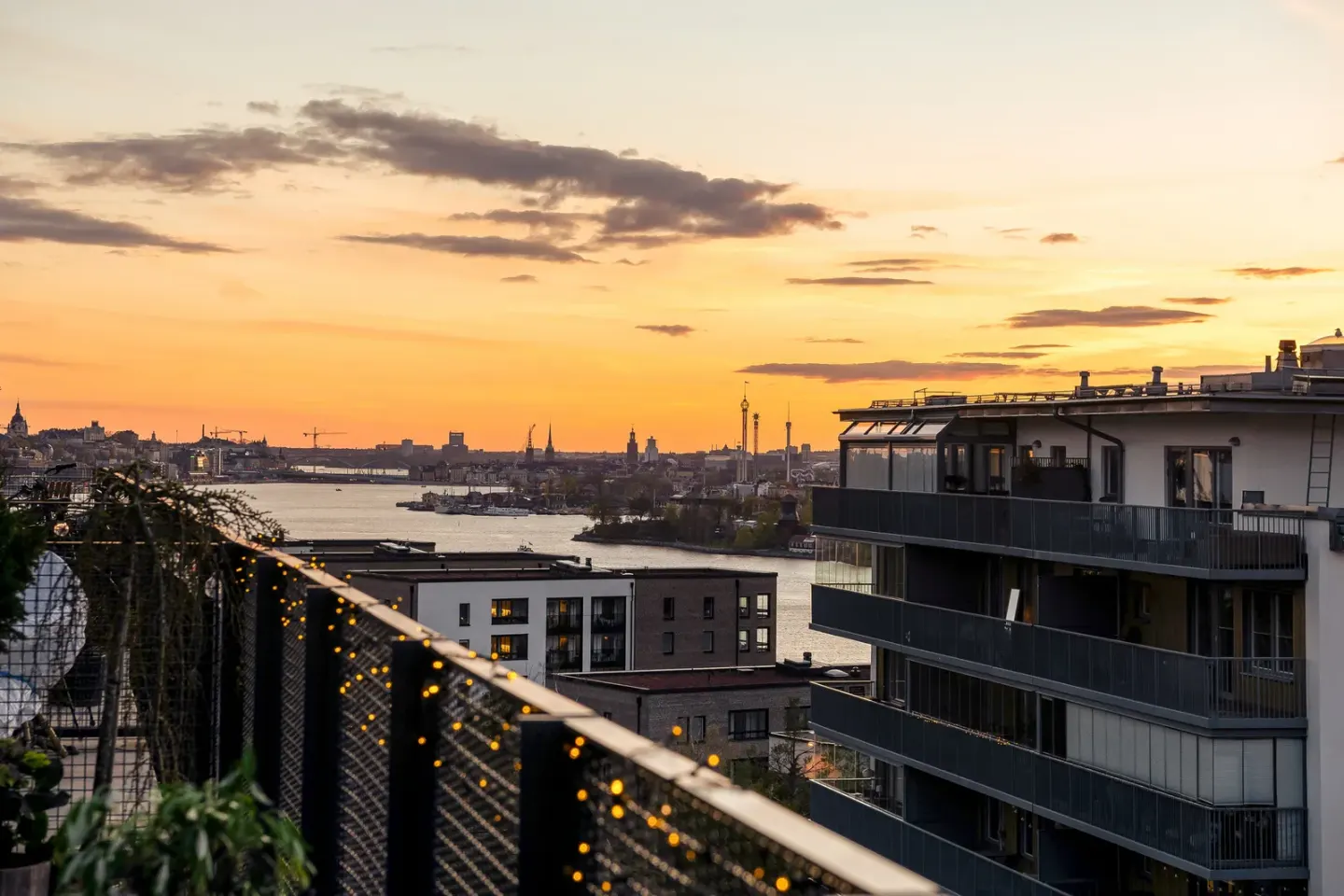 Bostadsrätt med 3 rum på Tre kronors väg 33 i Nacka, bild 2 av 4