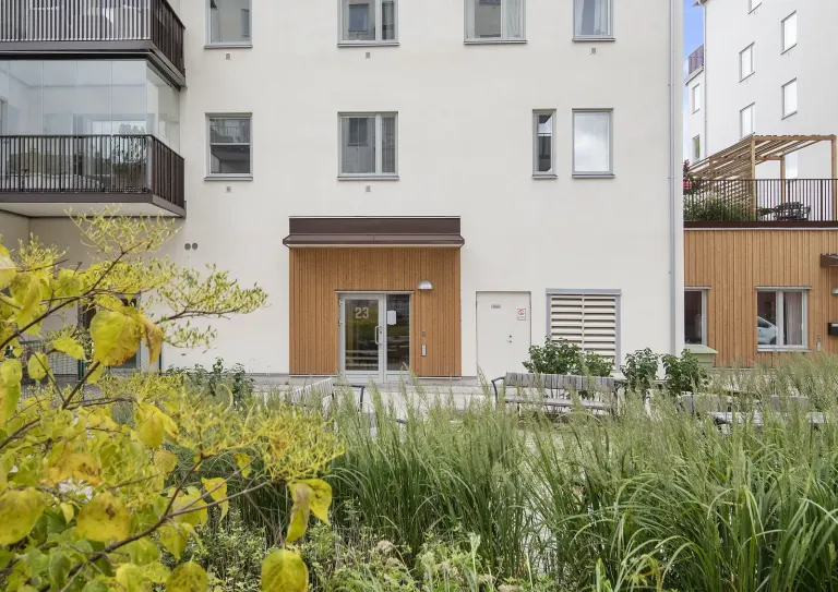 Bostadsrätt med 2 rum på Hovslagarevägen 23 i Sollentuna, bild 2 av 4