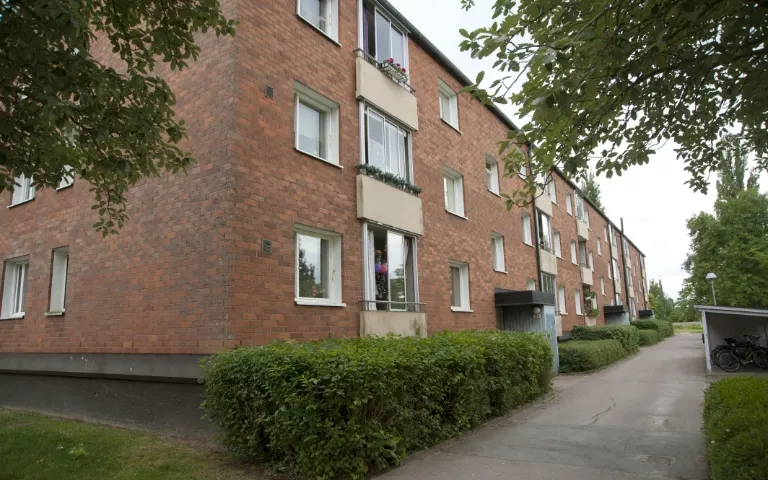Hyresrätt med 1 rum på Lustigkullevägen 12C i Motala