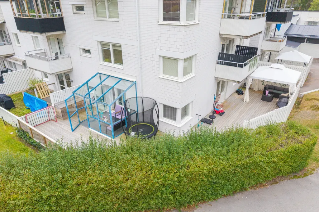 Bostadsrätt med 4 rum på Lövstavägen 56A i Upplands Väsby, bild 2 av 4