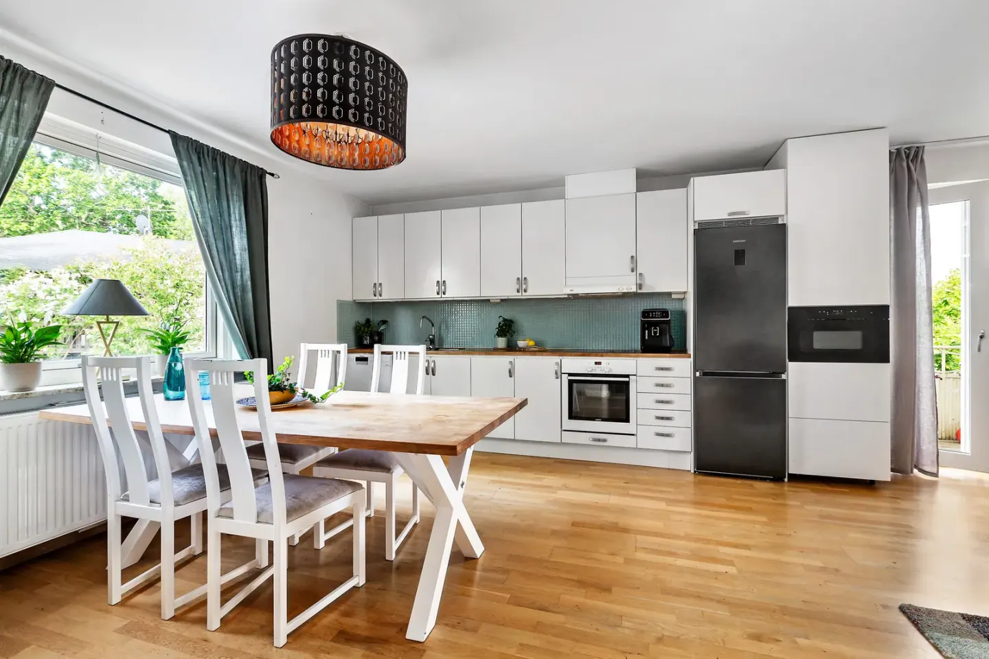 Bostadsrätt med 2 rum på Riddersviksvägen 113 i Stockholm, bild 3 av 4