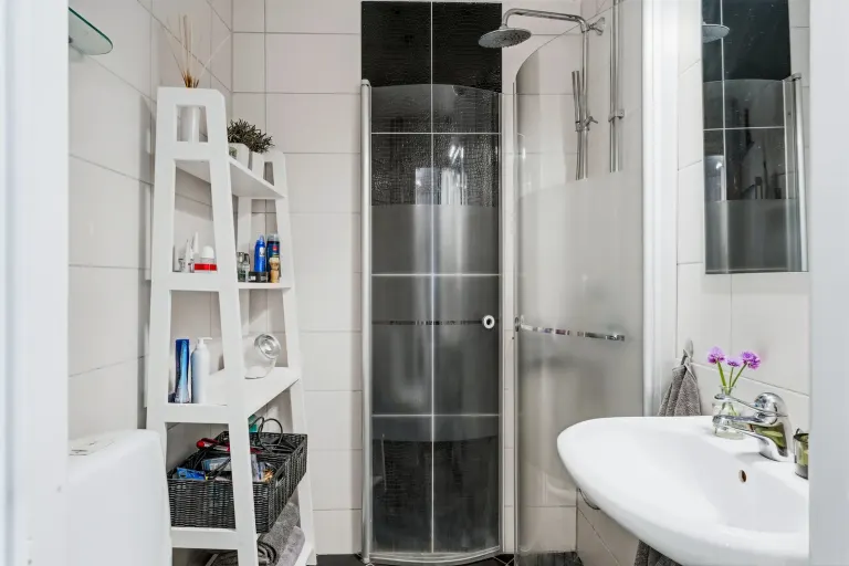 Bostadsrätt med 2 rum på Sliparvägen 3B i Nyköping, bild 3 av 4