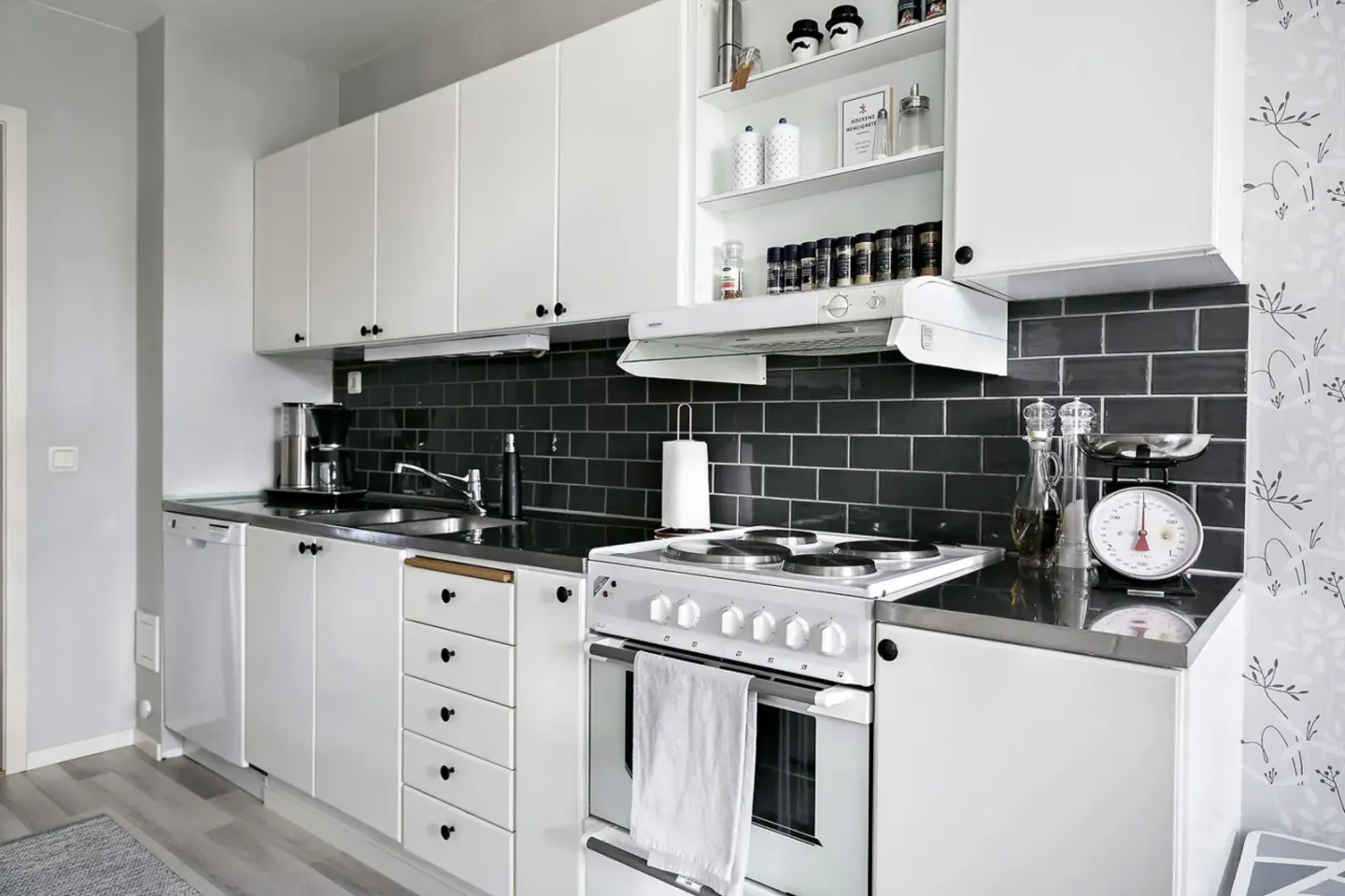 Bostadsrätt med 3 rum på Kongahällagatan 52 i Kungälv, bild 4 av 4