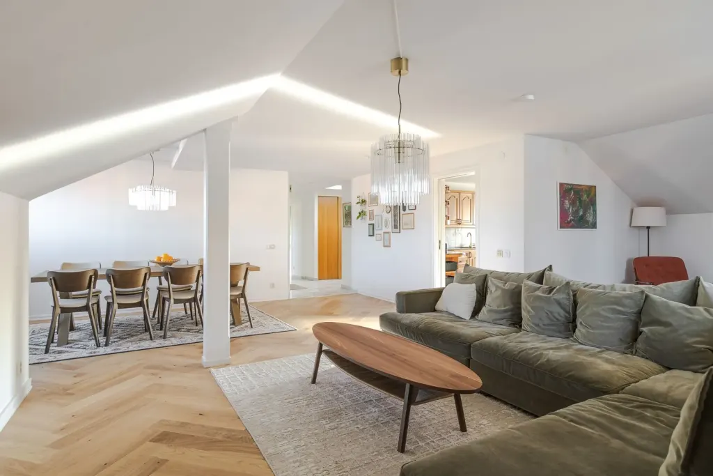 Bostadsrätt med 5 rum på Västra Vägen 14 i Linköping, bild 2 av 4