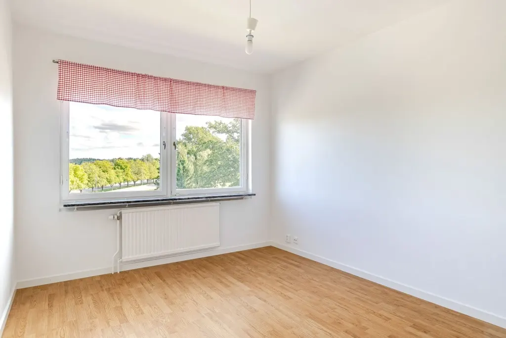 Bostadsrätt med 1 rum på Munkhagsgatan 126 i Linköping, bild 2 av 4