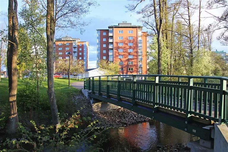 Hyresrätt med 2 rum på Spinnerigatan 3 i Köping, bild 2 av 3