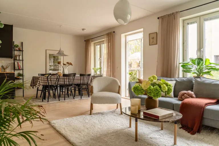 Bostadsrätt med 2 rum på Snöskostigen 3 i Stockholm