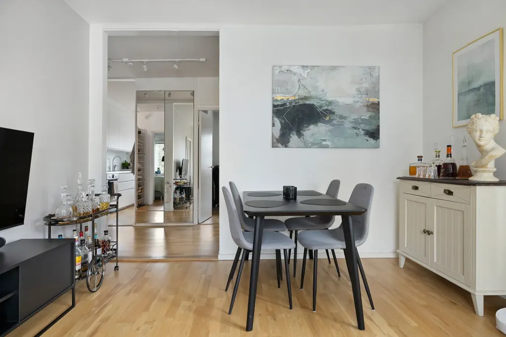 Bostadsrätt med 3 rum på Trehörningen 17 i Järfälla, bild 4 av 4