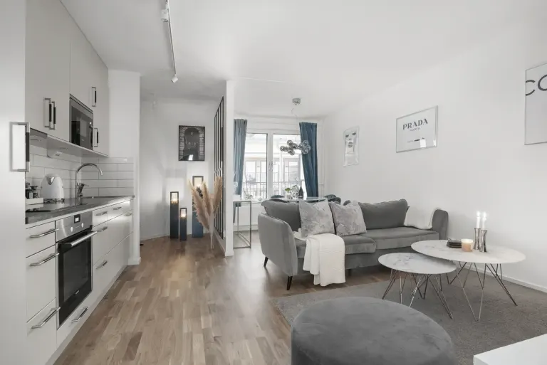 Bostadsrätt med 2 rum på Nibblevägen 8C i Järfälla