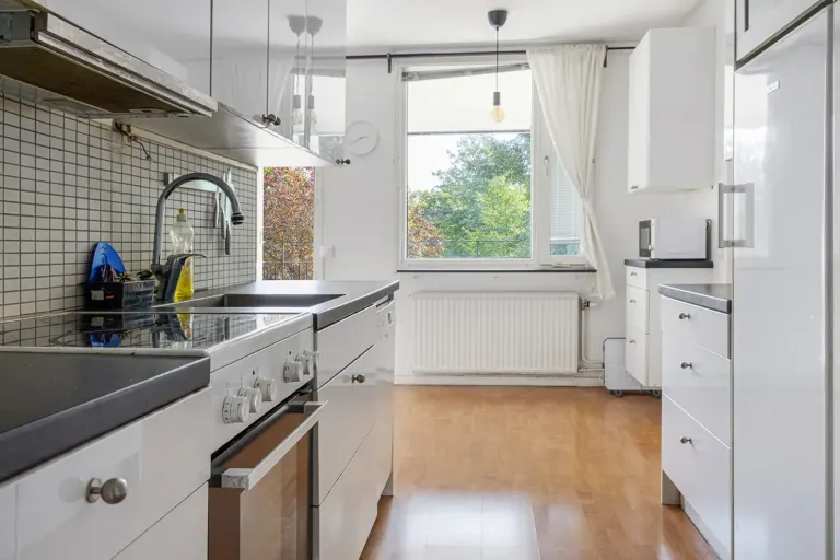 Bostadsrätt med 2 rum på Kvarnvägen 36 i Järfälla, bild 4 av 4