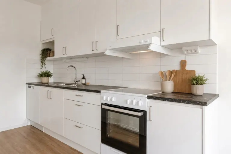 Hyresrätt med 4 rum på Frejas Allé 12 i Enköping, bild 4 av 5