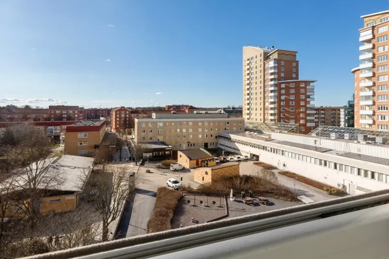 Bostadsrätt med 4 rum på Tornérplatsen 14 i Järfälla, bild 2 av 4