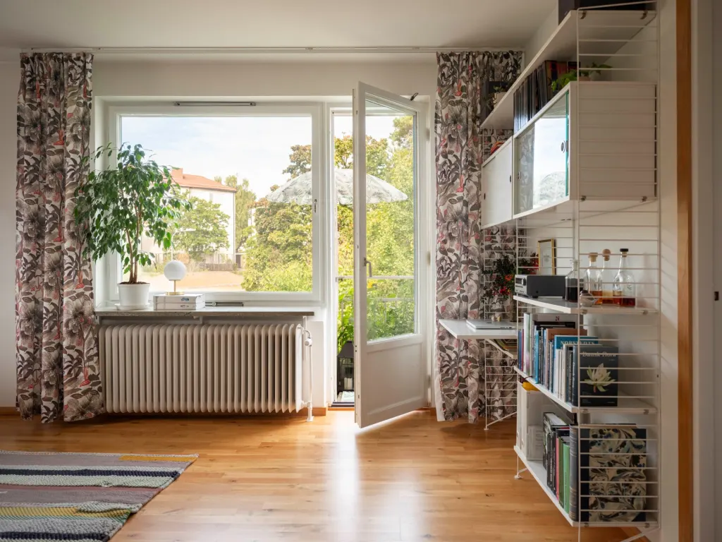 Bostadsrätt med 2 rum på Rusthållarvägen 159 i Stockholm, bild 4 av 5