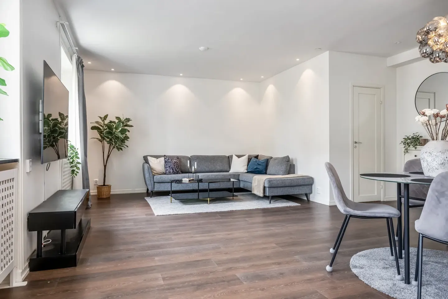 Bostadsrätt med 2 rum på Apelgatan 28B i Norrköping, bild 2 av 4