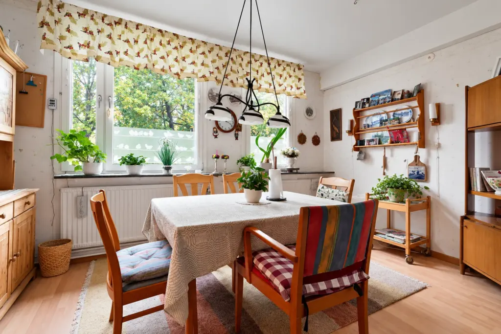 Bostadsrätt med 4 rum på Kvarnvägen 48 i Järfälla, bild 3 av 4