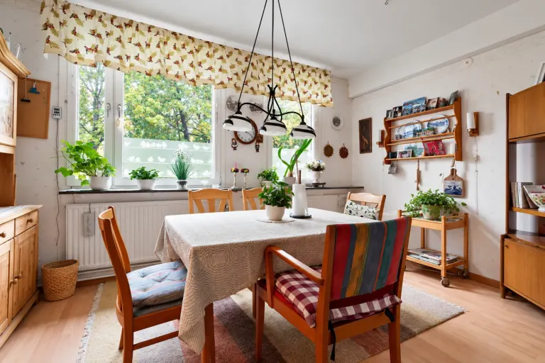 Bostadsrätt med 4 rum på Kvarnvägen 48 i Järfälla, bild 3 av 4