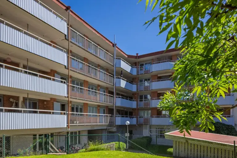 Hyresrätt med 4 rum på Staveredsgatan 19 i Trollhättan