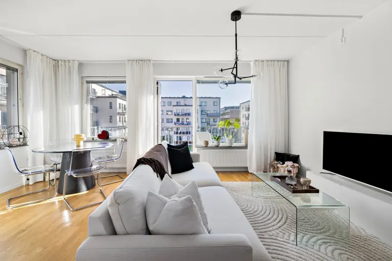Bostadsrätt med 2 rum på Karlslundsvägen 9 i Järfälla, bild 3 av 4