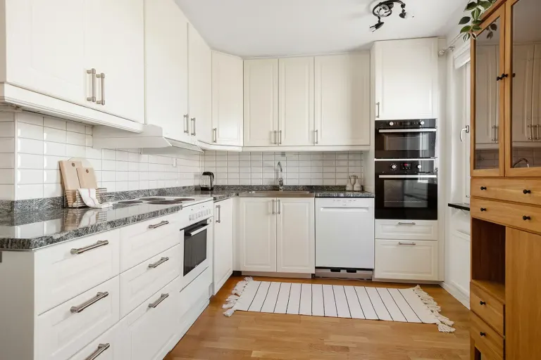 Bostadsrätt med 4 rum på Tornérplatsen 14 i Järfälla, bild 4 av 4