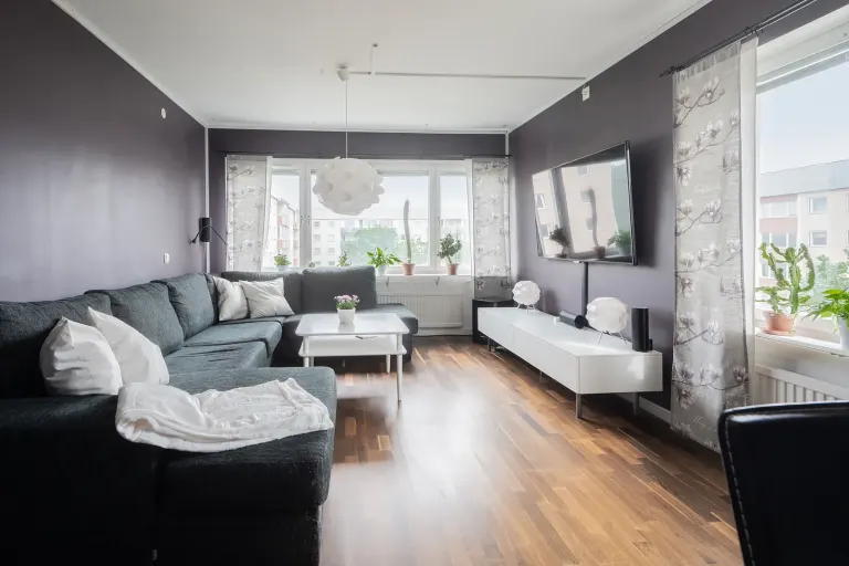 Bostadsrätt med 4 rum på Sågstuvägen 5 i Huddinge, bild 2 av 4