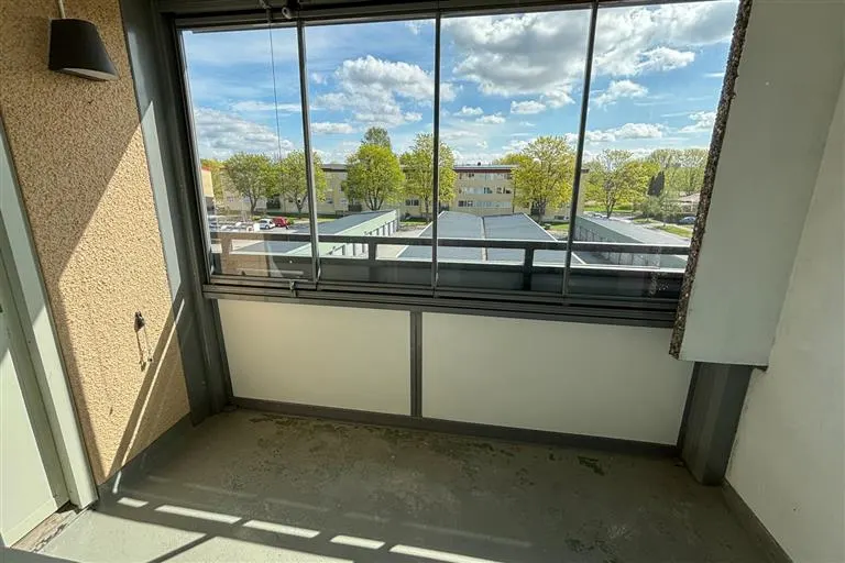 Hyresrätt med 3 rum på Tengvallsgatan 18 i Örebro, bild 5 av 5