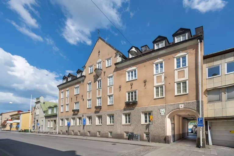 Hyresrätt med 5 rum på S:t Annegatan 8 i Nyköping, bild 4 av 5