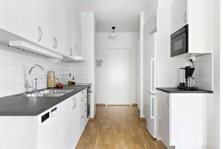 Bostadsrätt med 2 rum på Lergöksgatan 17 i Göteborg, bild 2 av 4