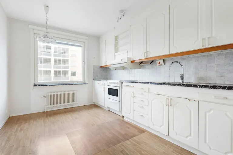 Bostadsrätt med 2 rum på Veckovägen 57 i Järfälla, bild 3 av 4