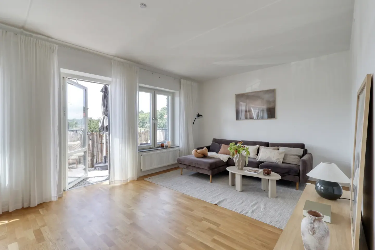 Bostadsrätt med 4 rum på Trollhasselgatan 2 i Göteborg, bild 2 av 4