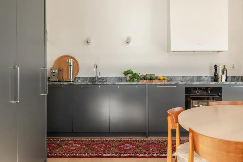 Bostadsrätt med 4 rum på Kvarnholmsvägen 96 i Nacka, bild 4 av 5