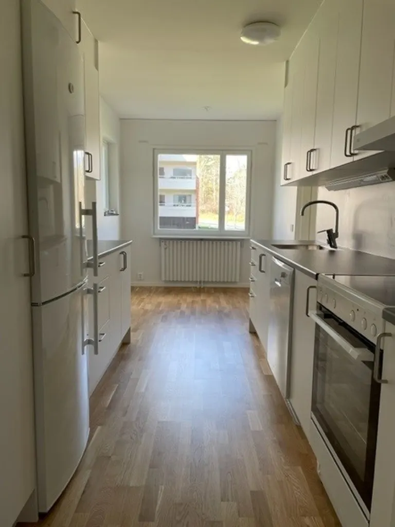Hyresrätt med 3 rum på Södra Vägen 50 i Oskarshamn, bild 3 av 5