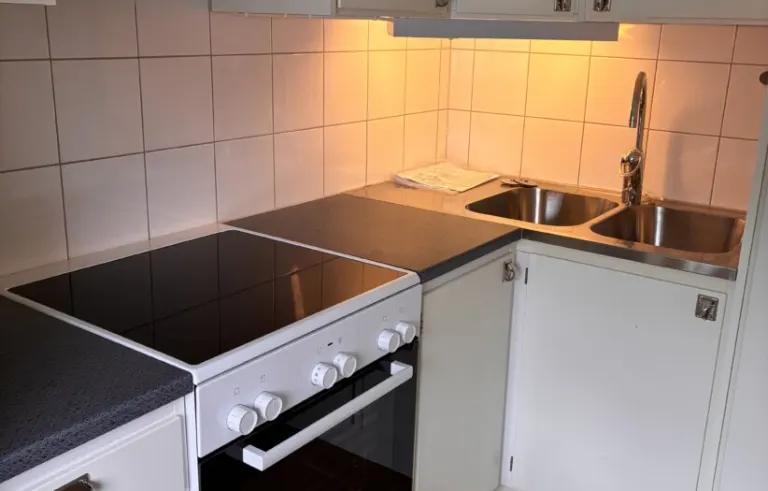 Hyresrätt med 1 rum på Backvägen 4 i Solna, bild 5 av 5